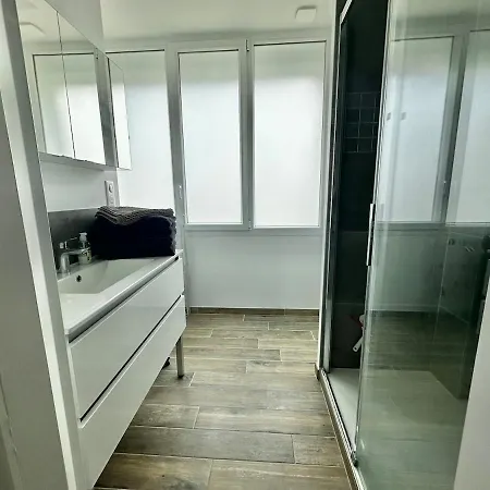 Oceane - Pour 6 Personnes Moderne Avec Balcon Vue